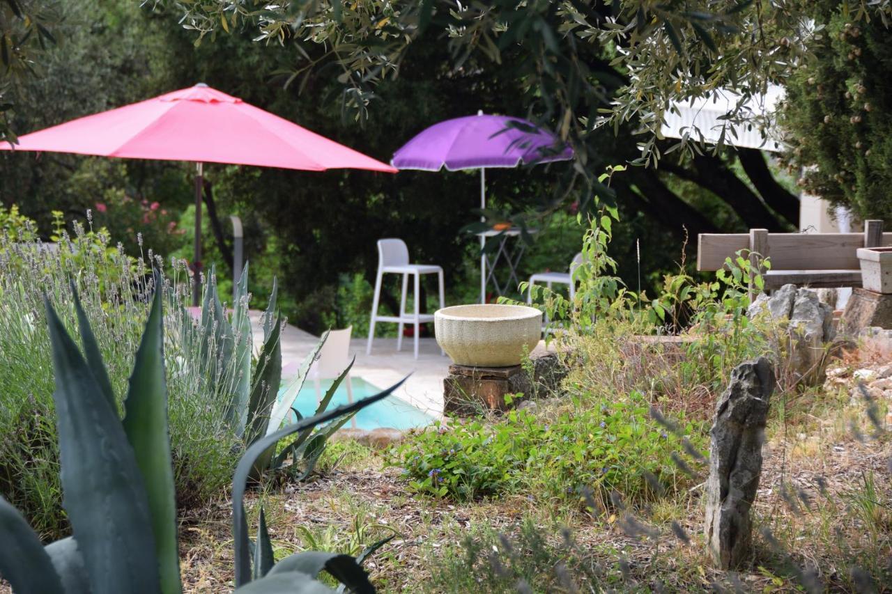 L'Atelier Bed & Breakfast Saint-Maximin  Exterior photo