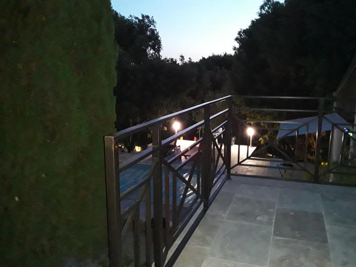 L'Atelier Bed & Breakfast Saint-Maximin  Exterior photo
